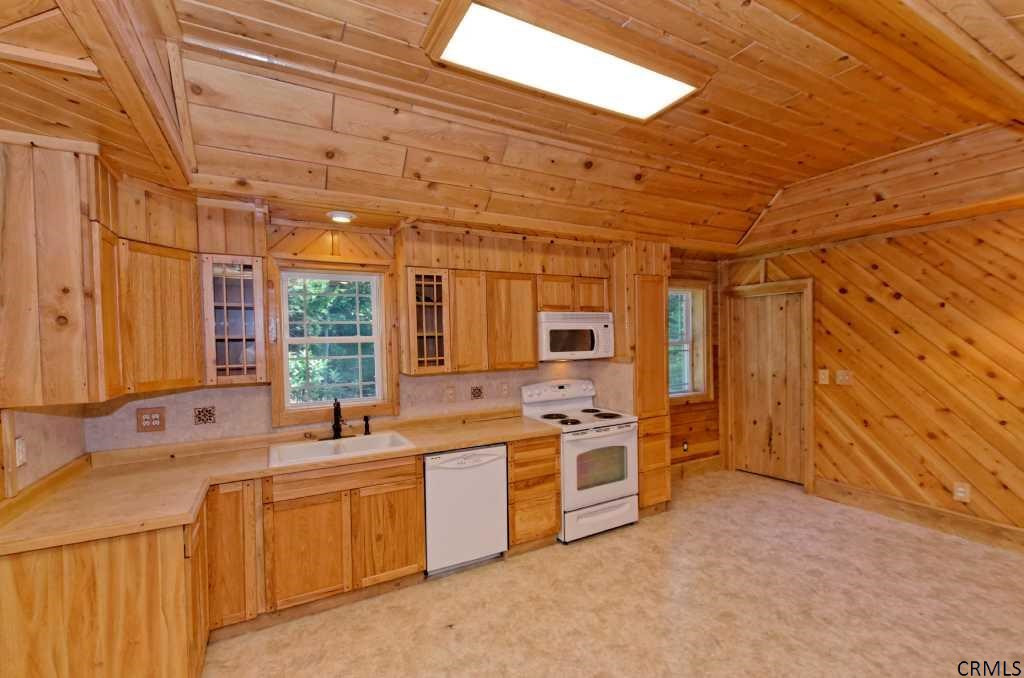 185 Kilmer Road Argyle, NY 12809 - Photo 10 of 25 Photo 10