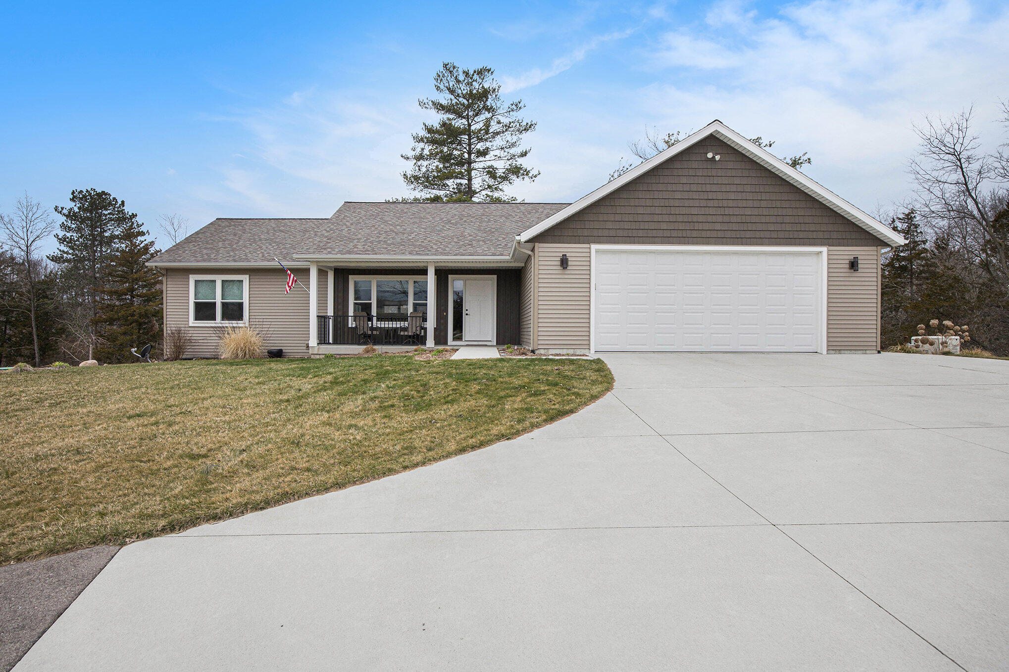 7152 Morrison Lake Road Saranac, MI 48881 - Photo 6 of 51 003_7152_morrison-89_119