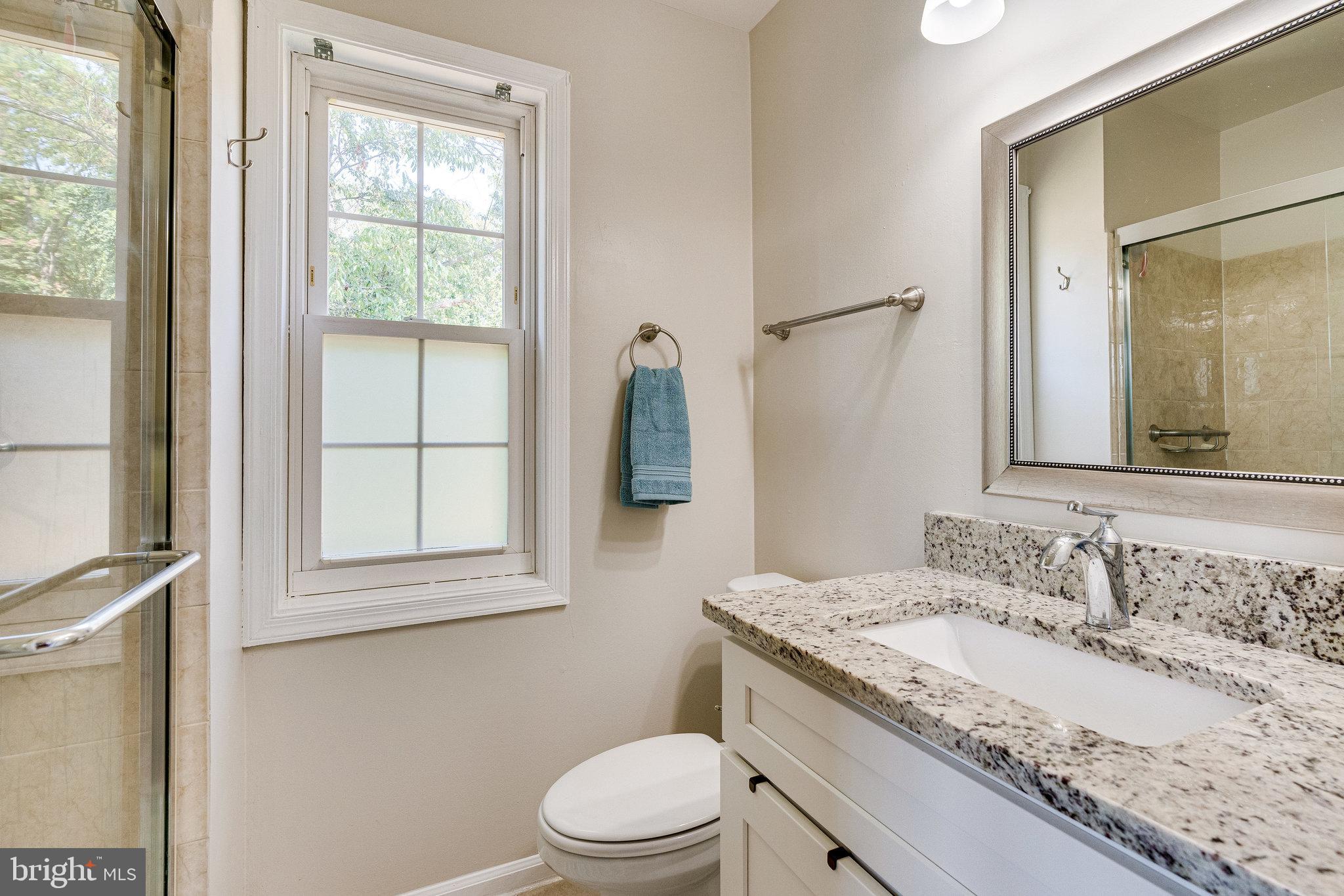 9840 Lakepointe Drive Burke, VA 22015 - Photo 20 of 46