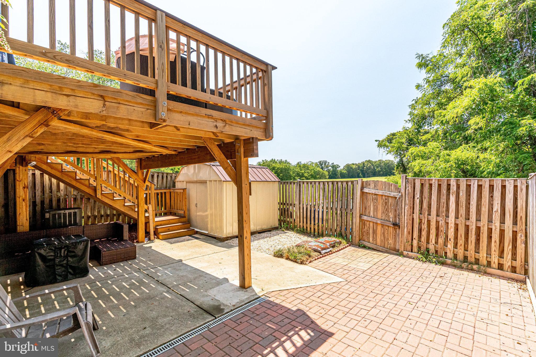 9840 Lakepointe Drive Burke, VA 22015 - Photo 35 of 46