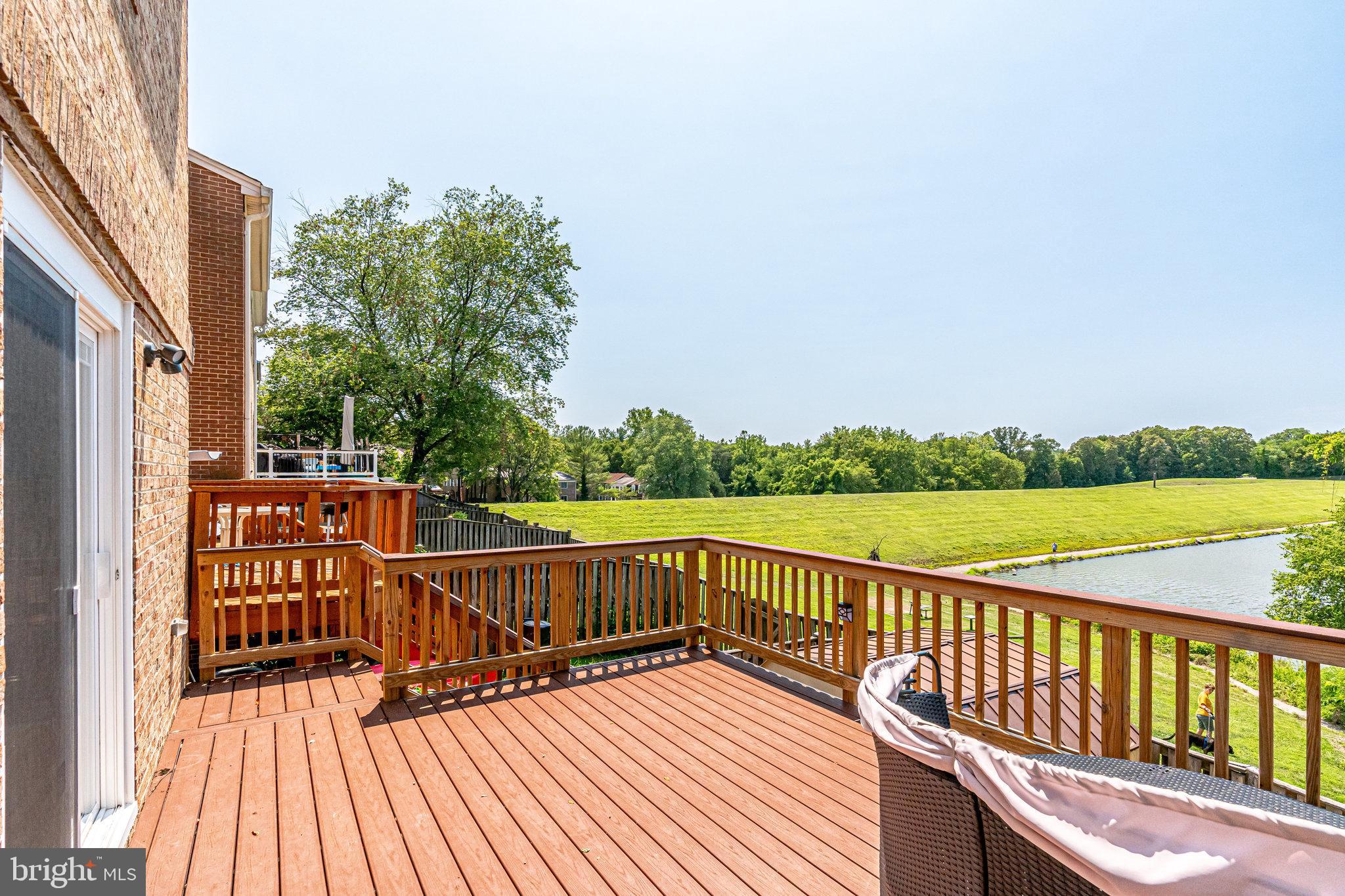 9840 Lakepointe Drive Burke, VA 22015 - Photo 39 of 46