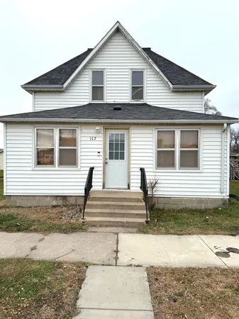 $55,000 | 117 Cleveland Avenue, Morgan, MN 56266