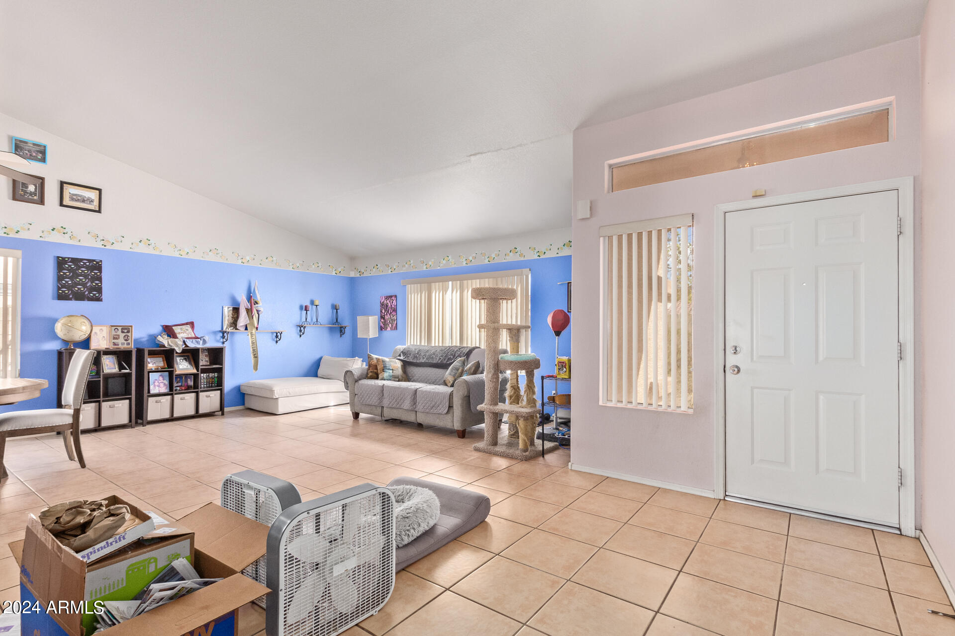 1624 East Fremont Road Phoenix, AZ 85042 - Photo 5 of 27 0005-09 Fremont 1624