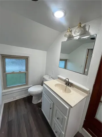 $175,000 | 806 Us Highway, Iola, KS 66749