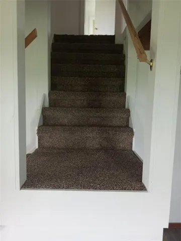 $179,000 | 806 Us Highway, Iola, KS 66749