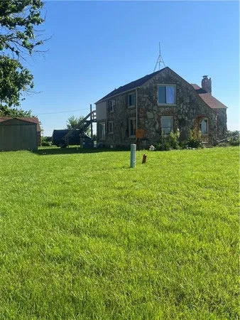 $169,000 | 806 Us Highway, Iola, KS 66749