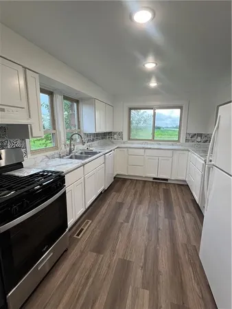 $169,000 | 806 Us Highway, Iola, KS 66749