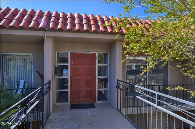 $143,000 | 252 Shadow Mountain Drive, Unit D12, El Paso, TX 79912