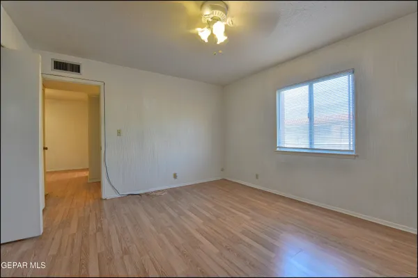 $130,000 | 252 Shadow Mountain Drive, Unit D12, El Paso, TX 79912