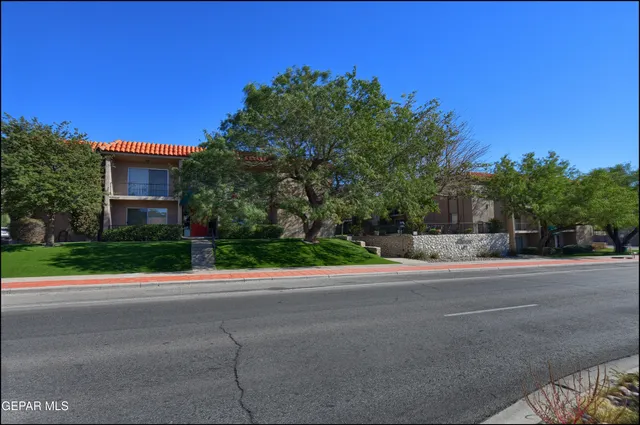 $143,000 | 252 Shadow Mountain Drive, Unit D12, El Paso, TX 79912