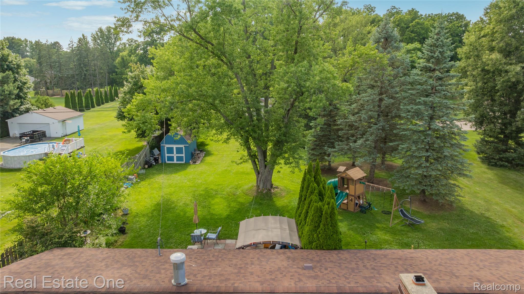 2810 Walbridge Drive Rochester, MI 48307 - Photo 54 of 58 2810 Walbridge - OnDemand Pix Photography (56).jpg