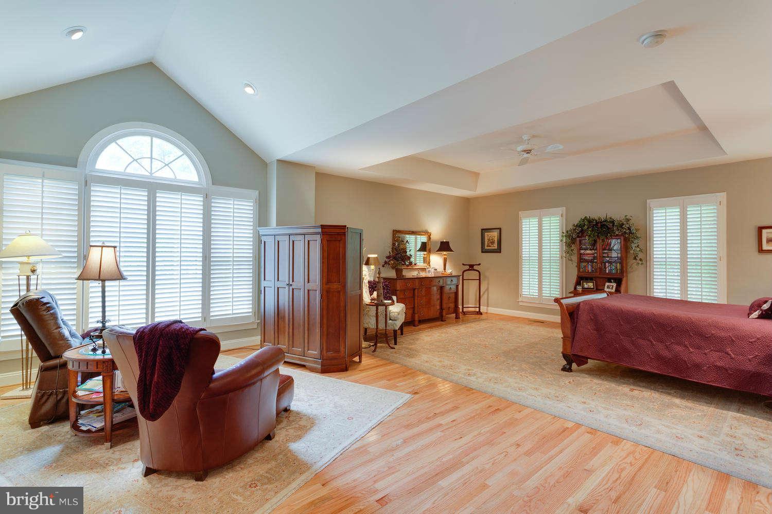 7054 Balmoral Forest Road Clifton, VA 20124 - Photo 14 of 30 Bedroom (Master)