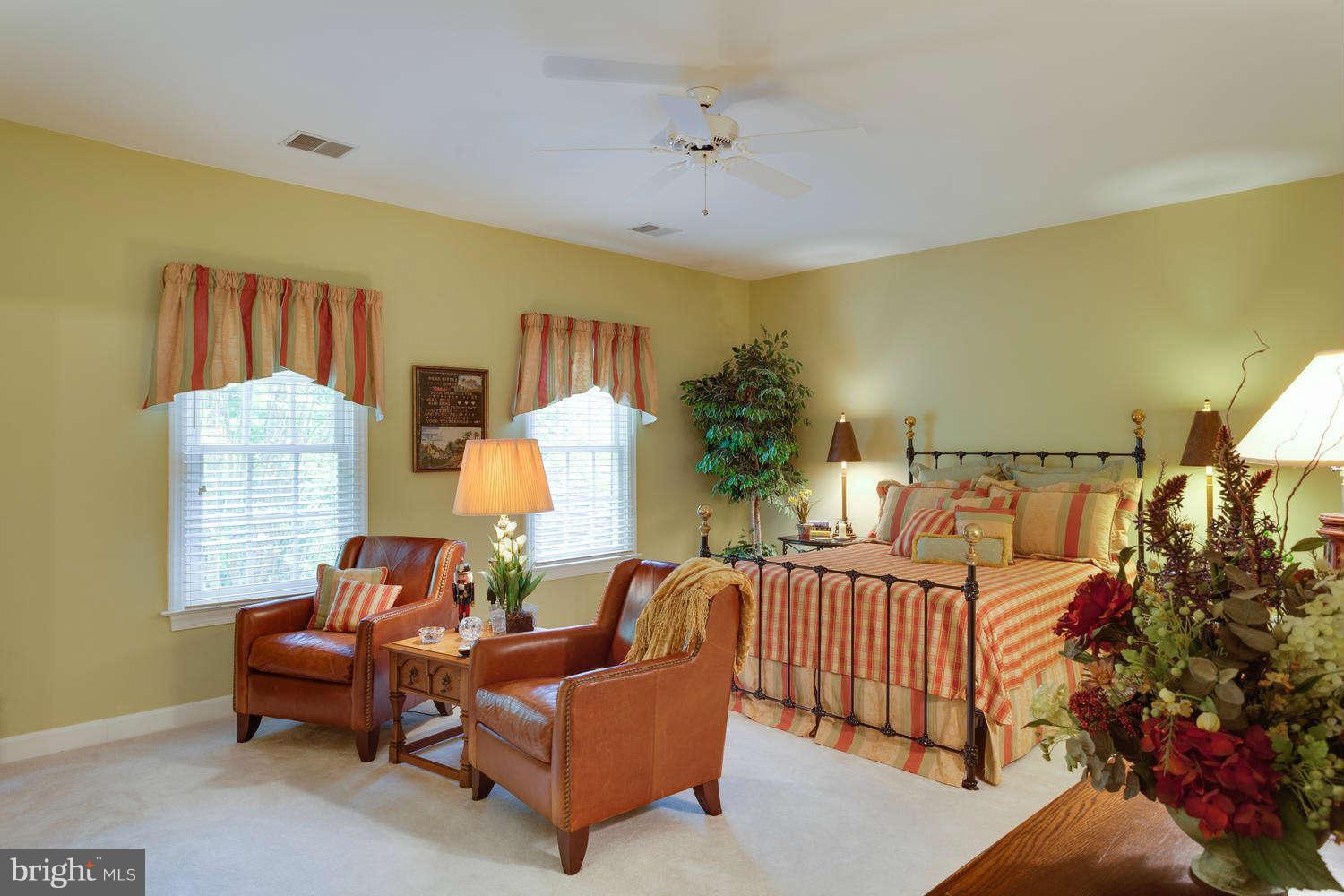 7054 Balmoral Forest Road Clifton, VA 20124 - Photo 22 of 30 Bedroom