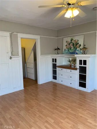 $2,550 | 384 West 15th Street, San Pedro, CA 90731