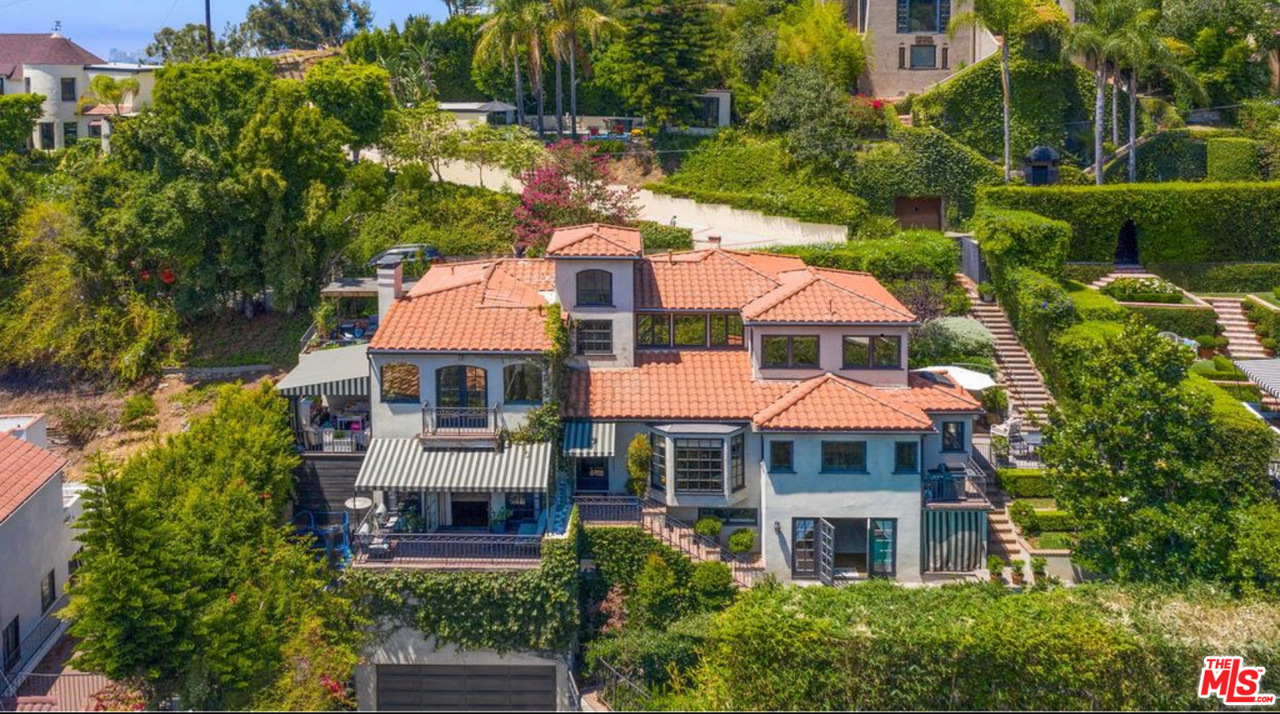 1427 Queens Road Los Angeles, CA 90069 - Photo 1 of 30 Gallery Image 1