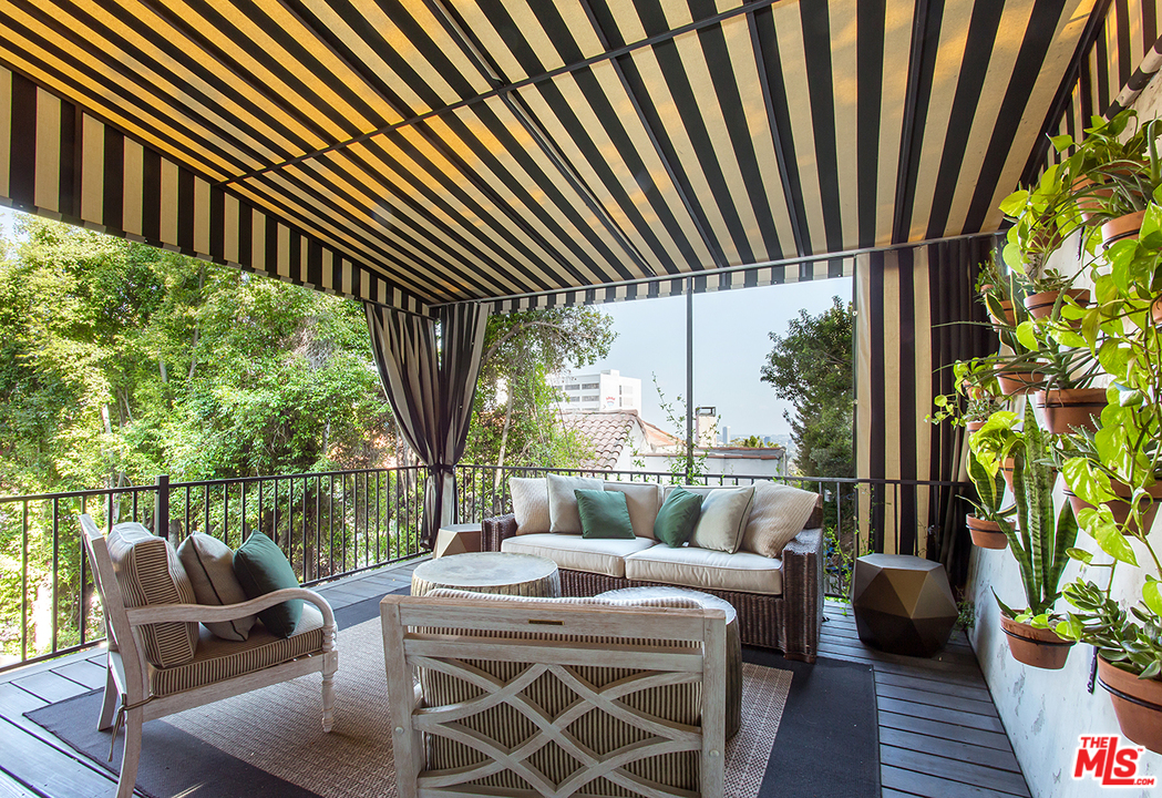 1427 Queens Road Los Angeles, CA 90069 - Photo 24 of 30 Gallery Image 24