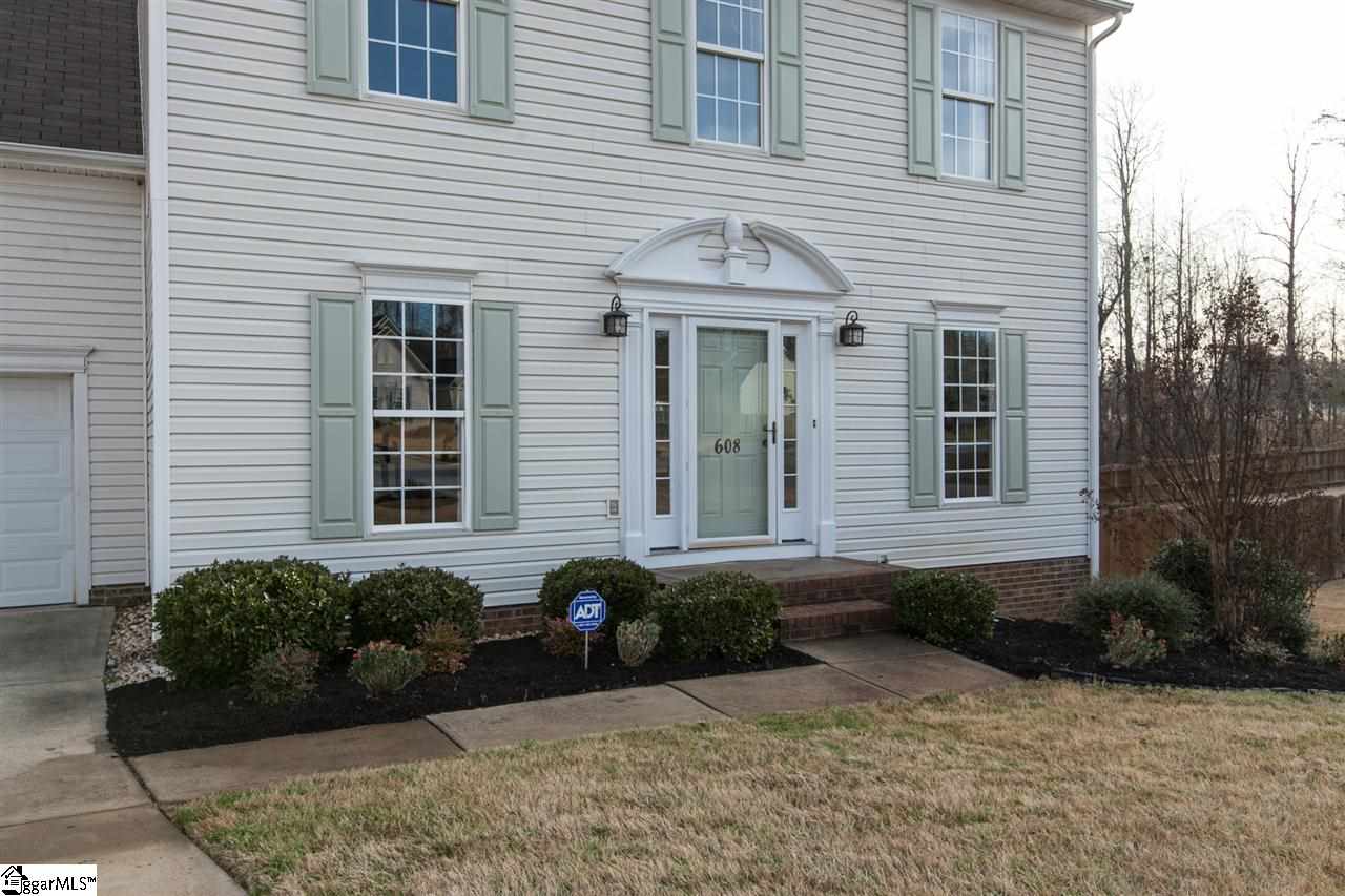 608 Sunset Maple Court Fountain Inn, SC 29644 - Photo 2 of 27 Gallery Image 2