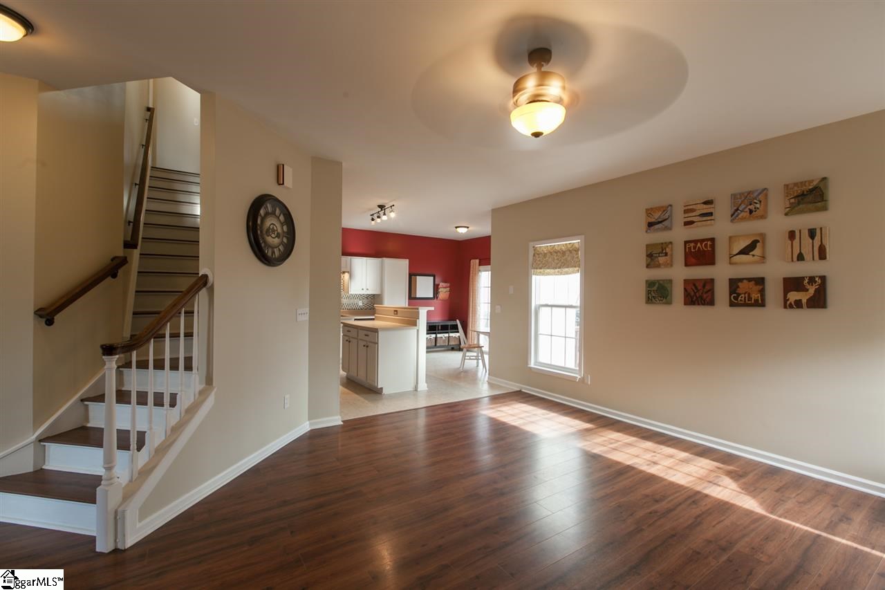 608 Sunset Maple Court Fountain Inn, SC 29644 - Photo 5 of 27 Gallery Image 5
