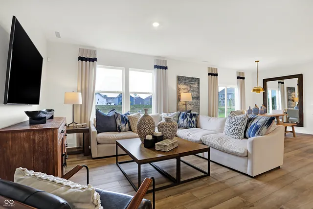 $374,995 | 3715 Jason Avenue, Franklin, IN 46131