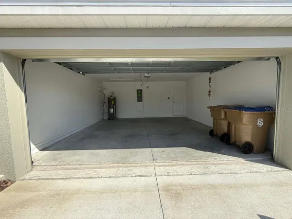 a view of a garage
