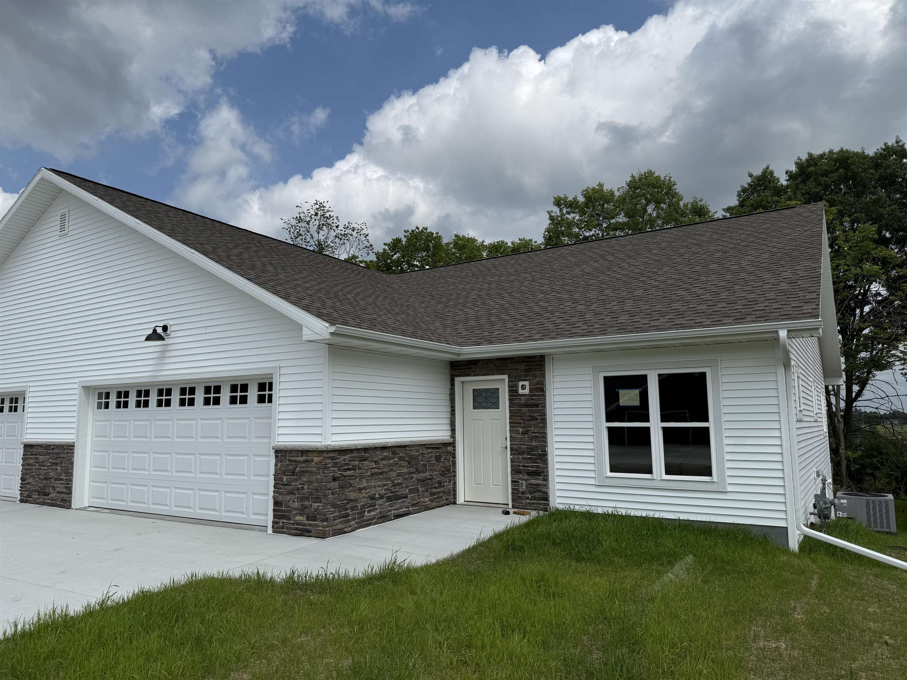 1062 Armida Reedsburg, WI 53959 - Photo 2 of 28