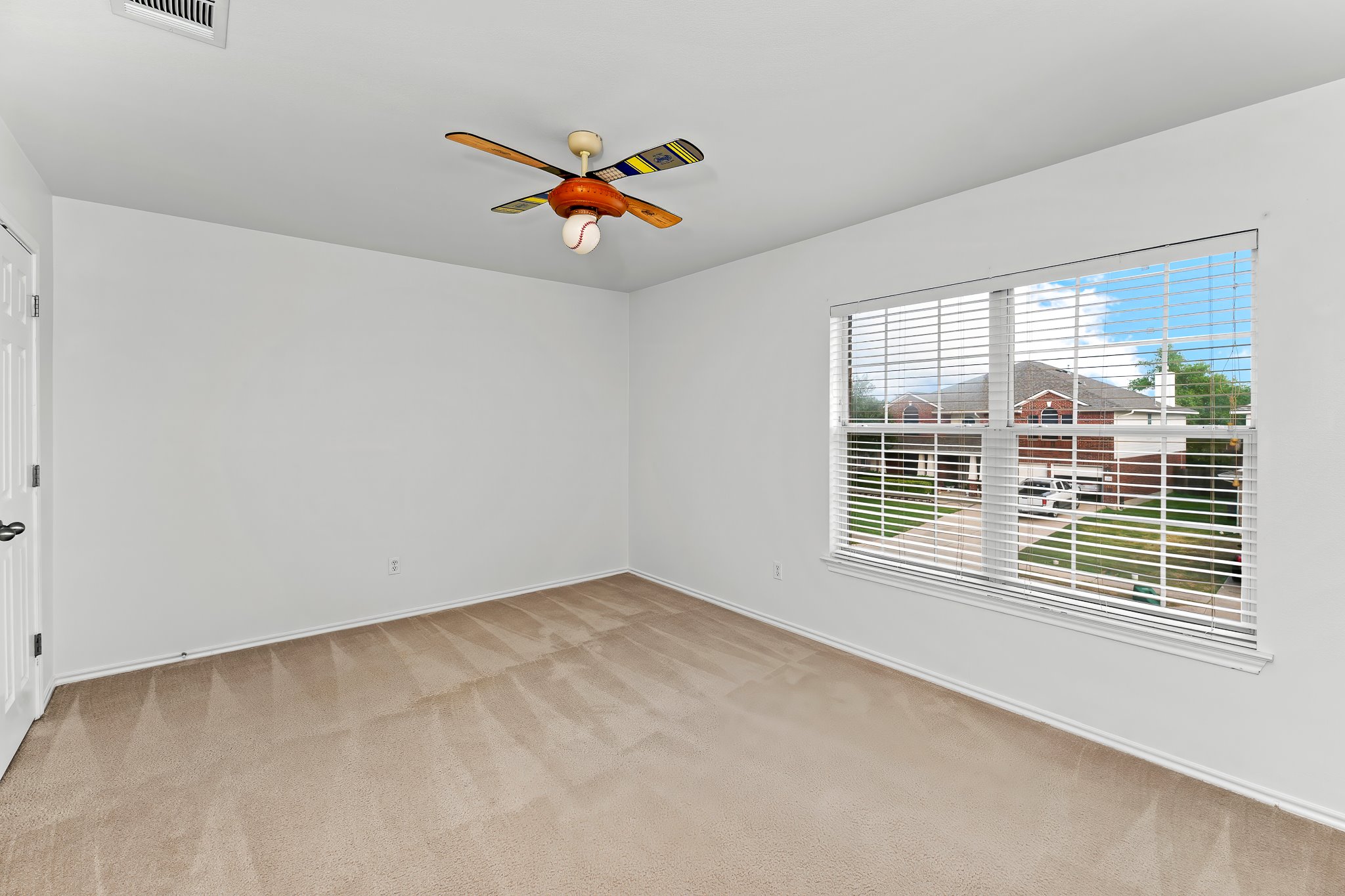 6700 Tulloch Way Austin, TX 78754 - Photo 36 of 39 a view of an empty room with a window