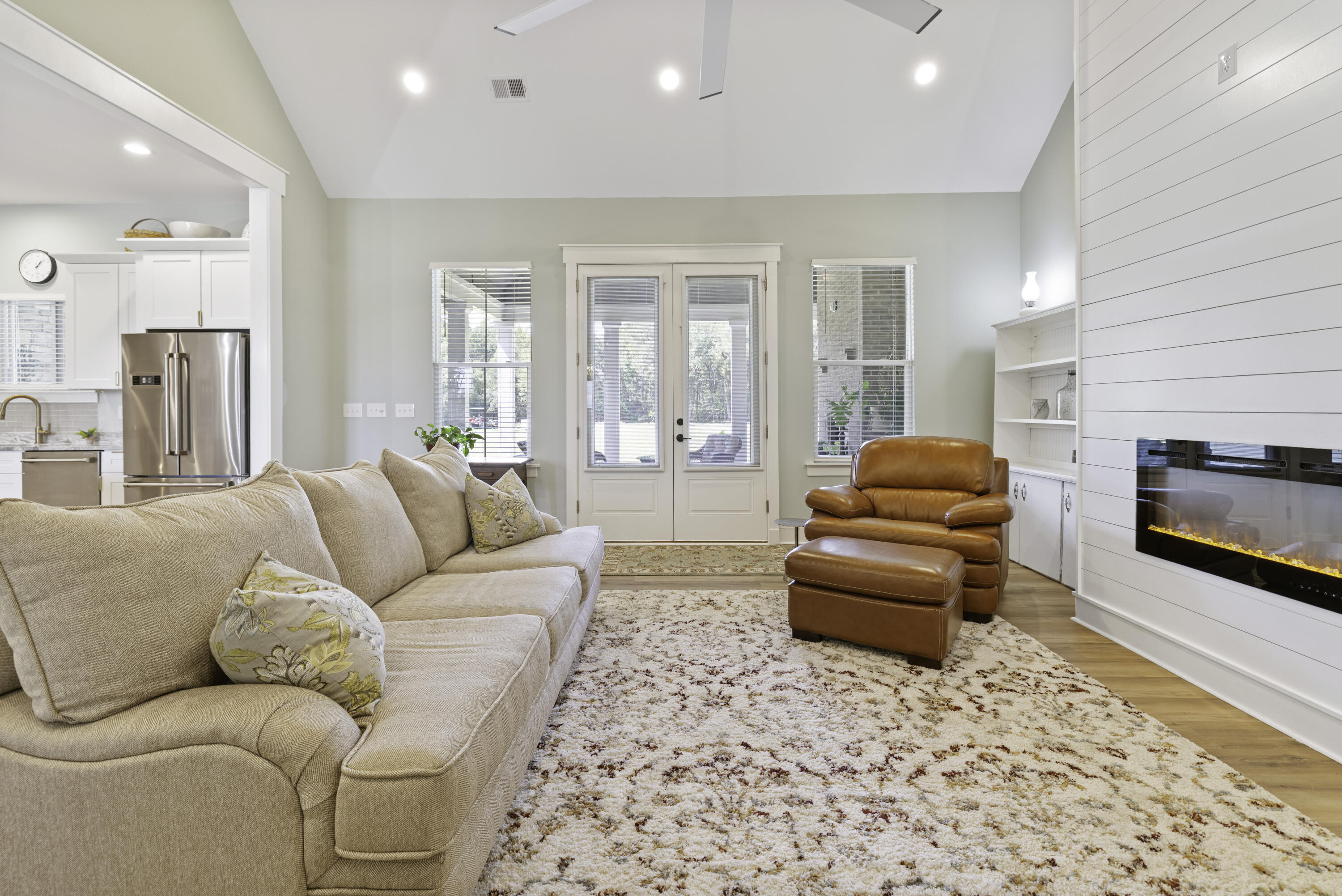1014 Fire Hill Road Walterboro, SC 29488 - Photo 23 of 162 Great Room 3