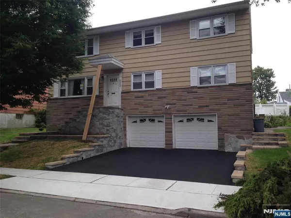 $3,000 | 223 Lakewood Drive, Bloomfield, NJ 07003