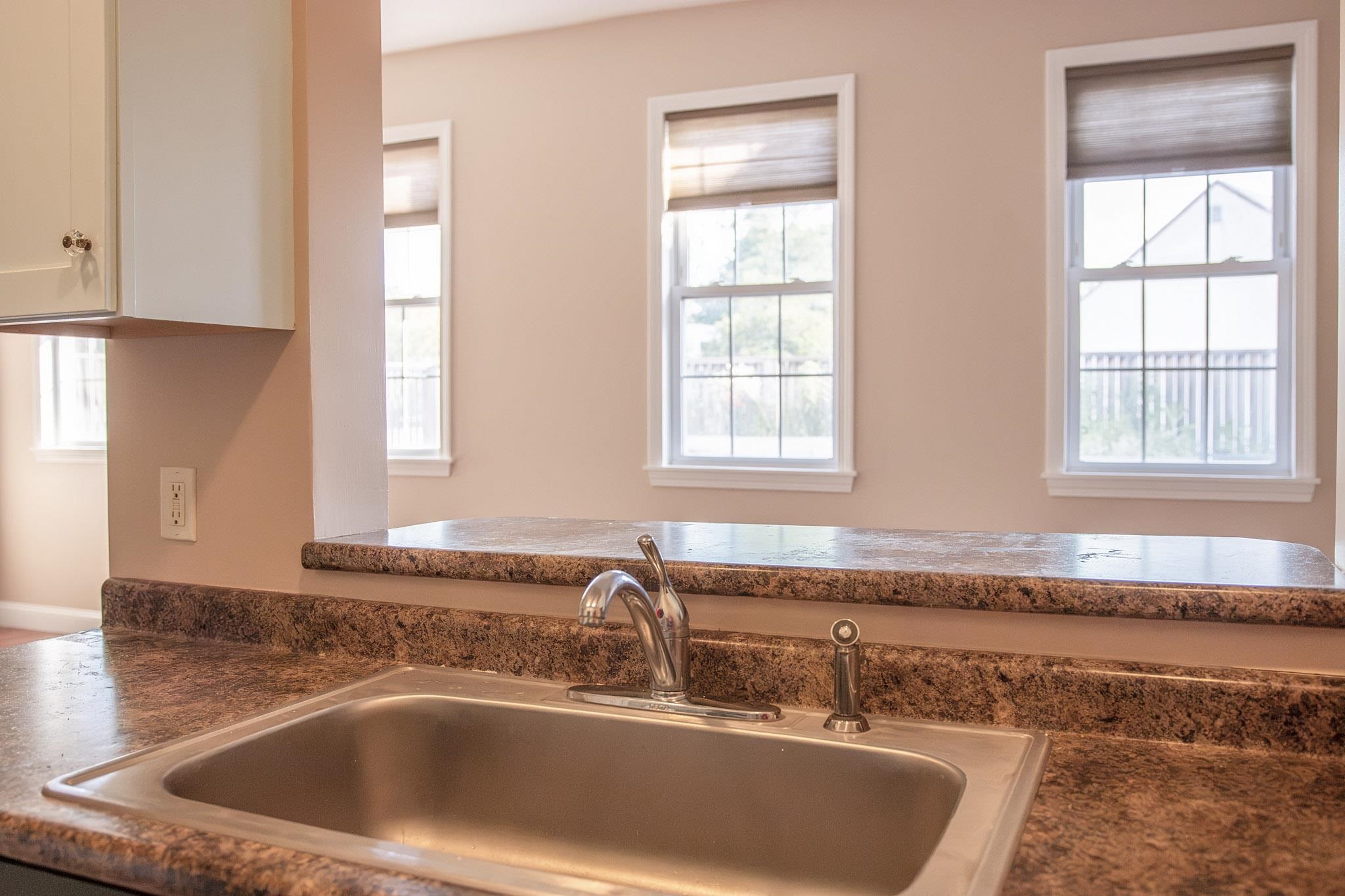 282 Central Avenue, Unit 5 Dover, NH 03820 - Photo 9 of 25