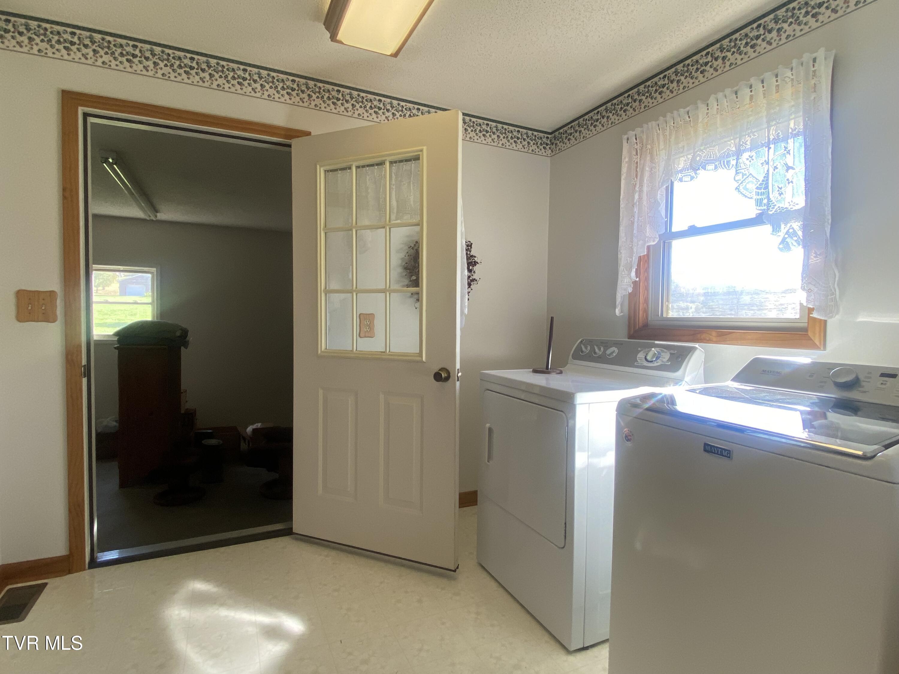 124 Anderson Road Johnson City, TN 37601 - Photo 15 of 26 IMG-8650