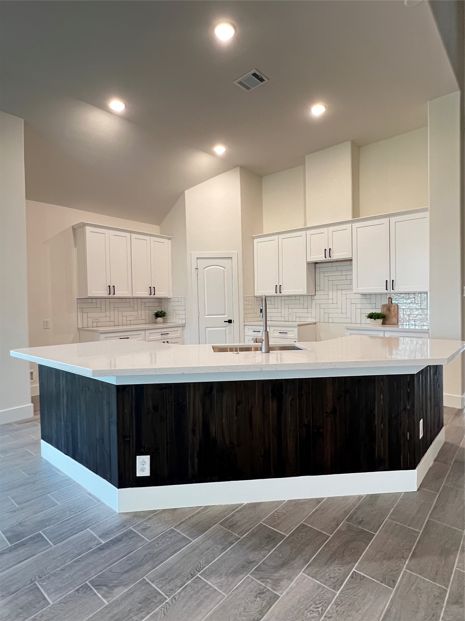 12911 Green Valley Drive Rosharon, TX 77583 - Photo 6 of 49