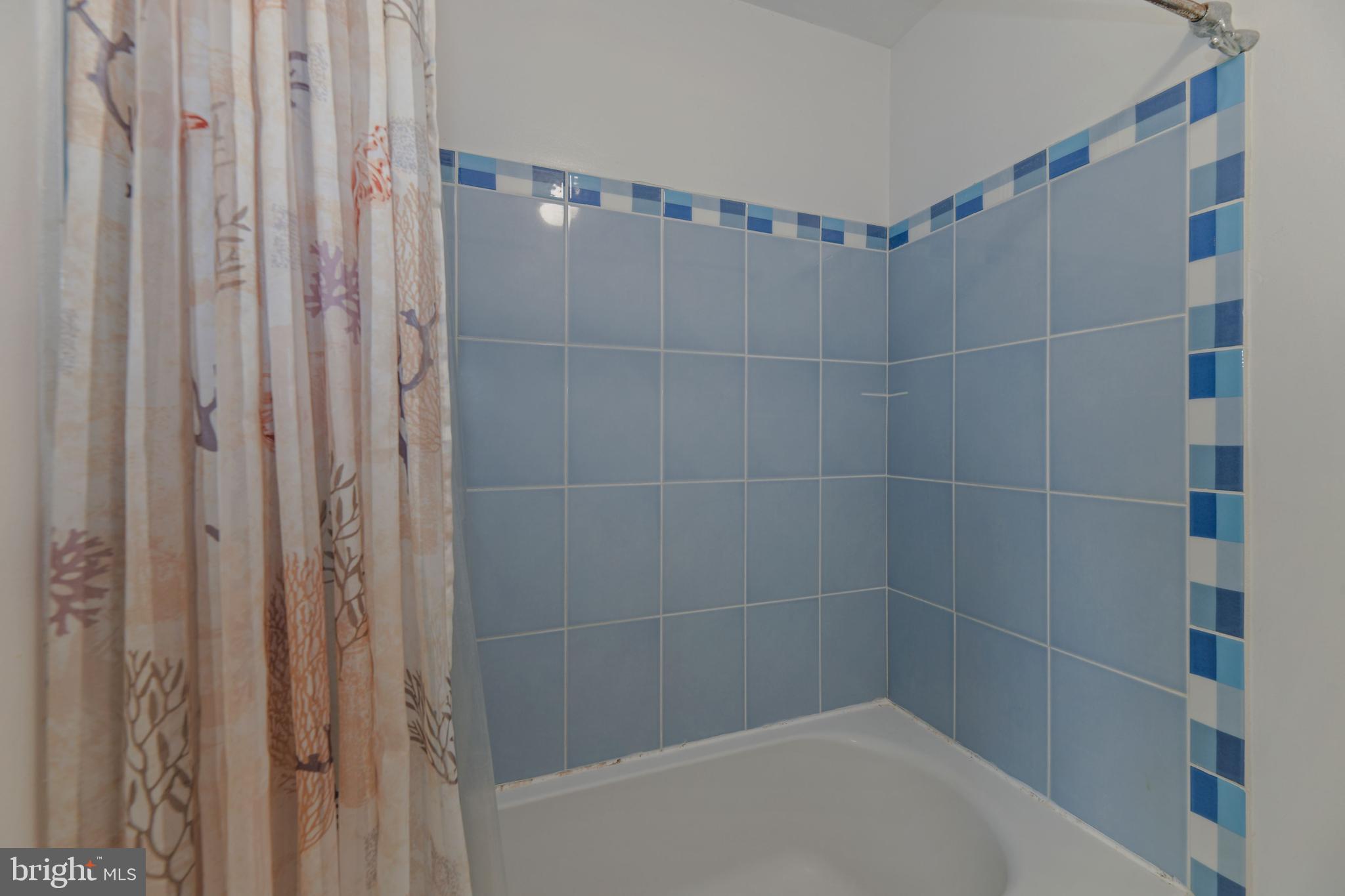 8527 Jenner Court Springfield, VA 22153 - Photo 20 of 36 Gallery Image 20