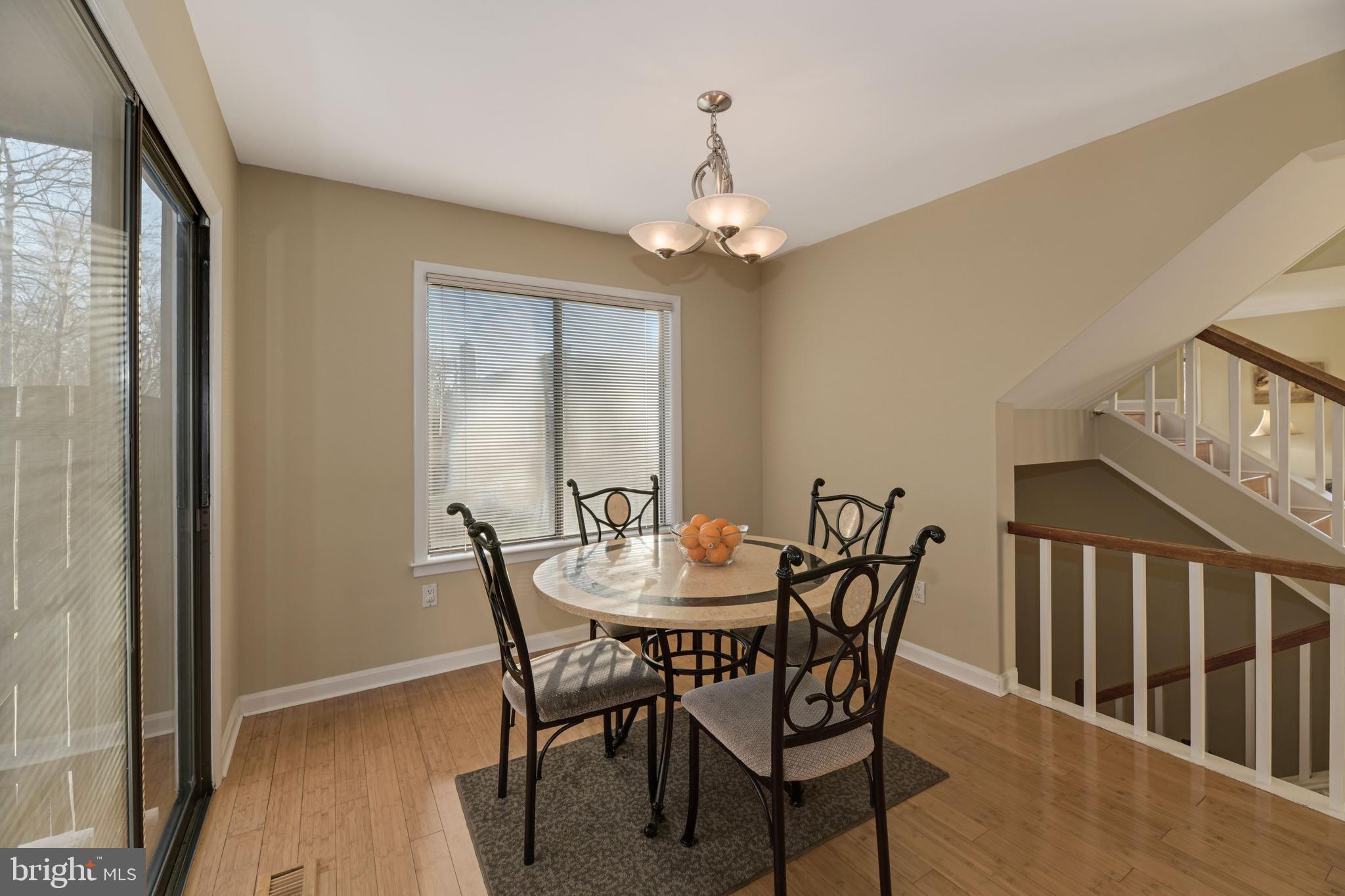 8527 Jenner Court Springfield, VA 22153 - Photo 6 of 36 Gallery Image 6