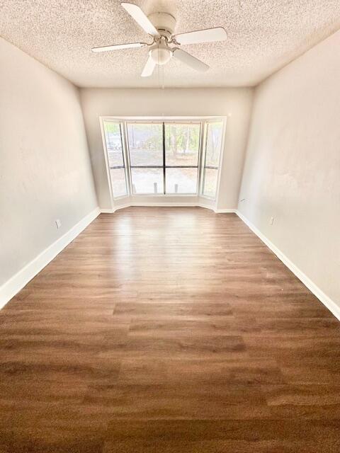 423 John King Road Crestview, FL 32539 - Photo 15 of 28 Master bedroom