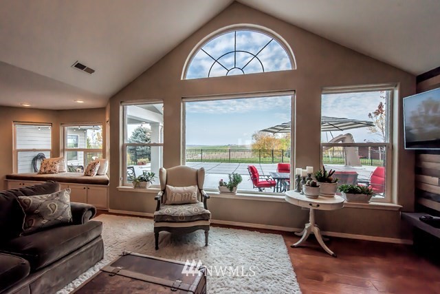 7637 Frog Hollow Road Touchet, WA 99360 - Photo 3 of 30 Gallery Image 3