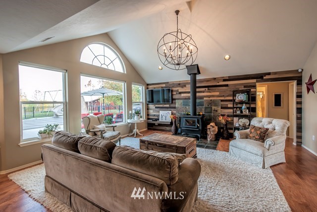 7637 Frog Hollow Road Touchet, WA 99360 - Photo 4 of 30 Gallery Image 4