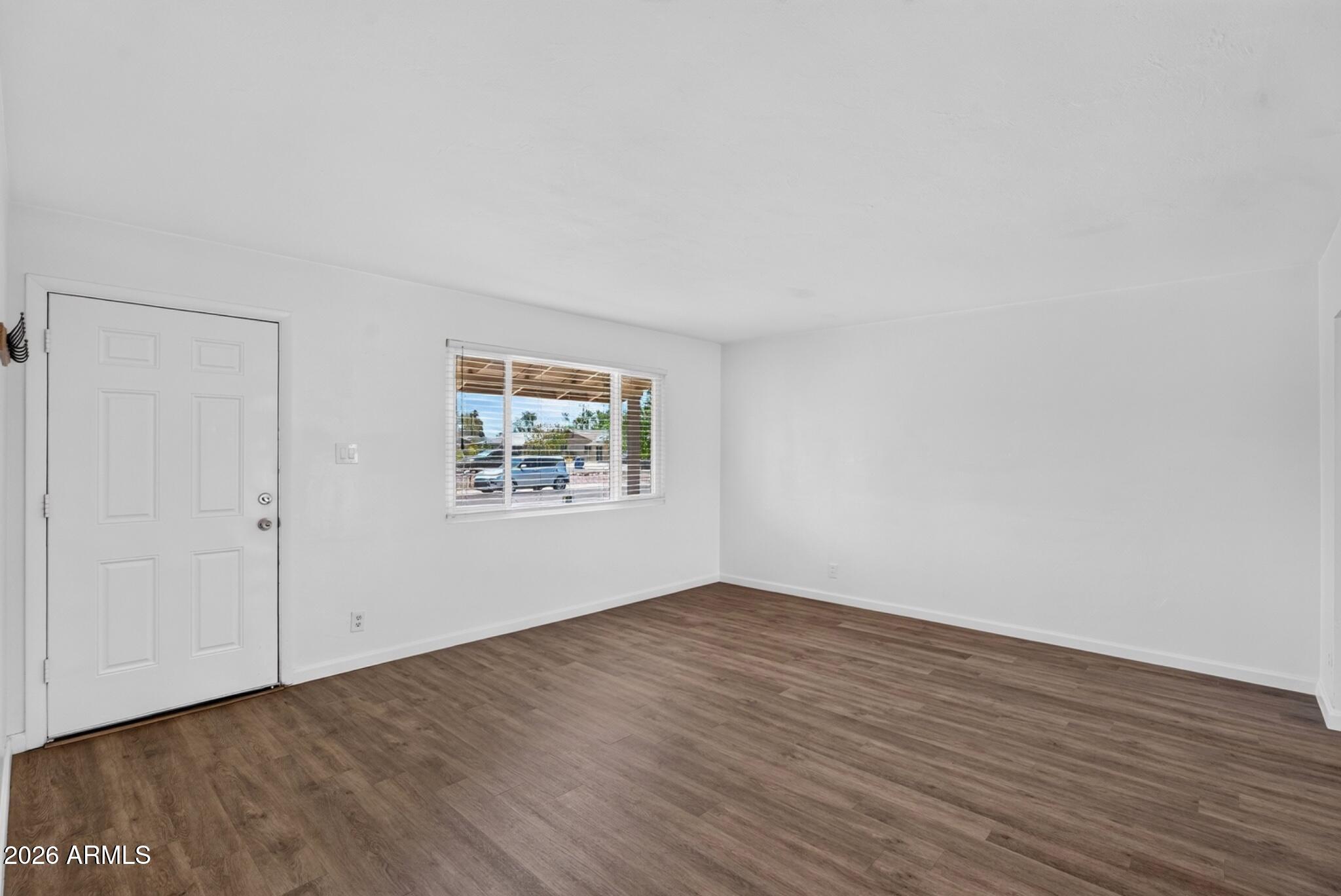 1711 South Roberts Road Tempe, AZ 85281 - Photo 6 of 36