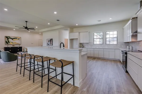 $3,000 | 1601 Sea Breeze Lane, Azle, TX 76020