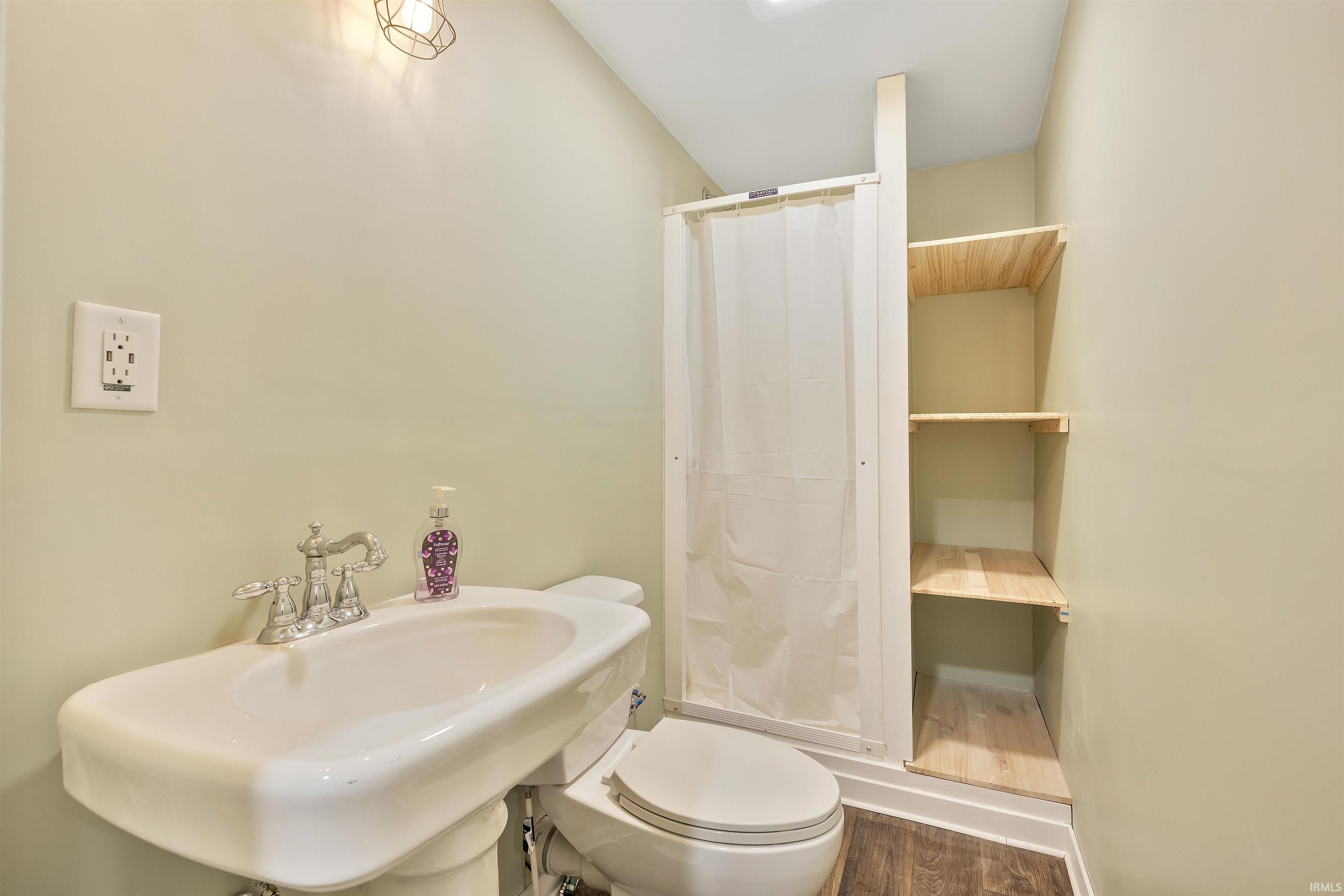 899 Inderrieden Road Chandler, IN 47610 - Photo 17 of 31