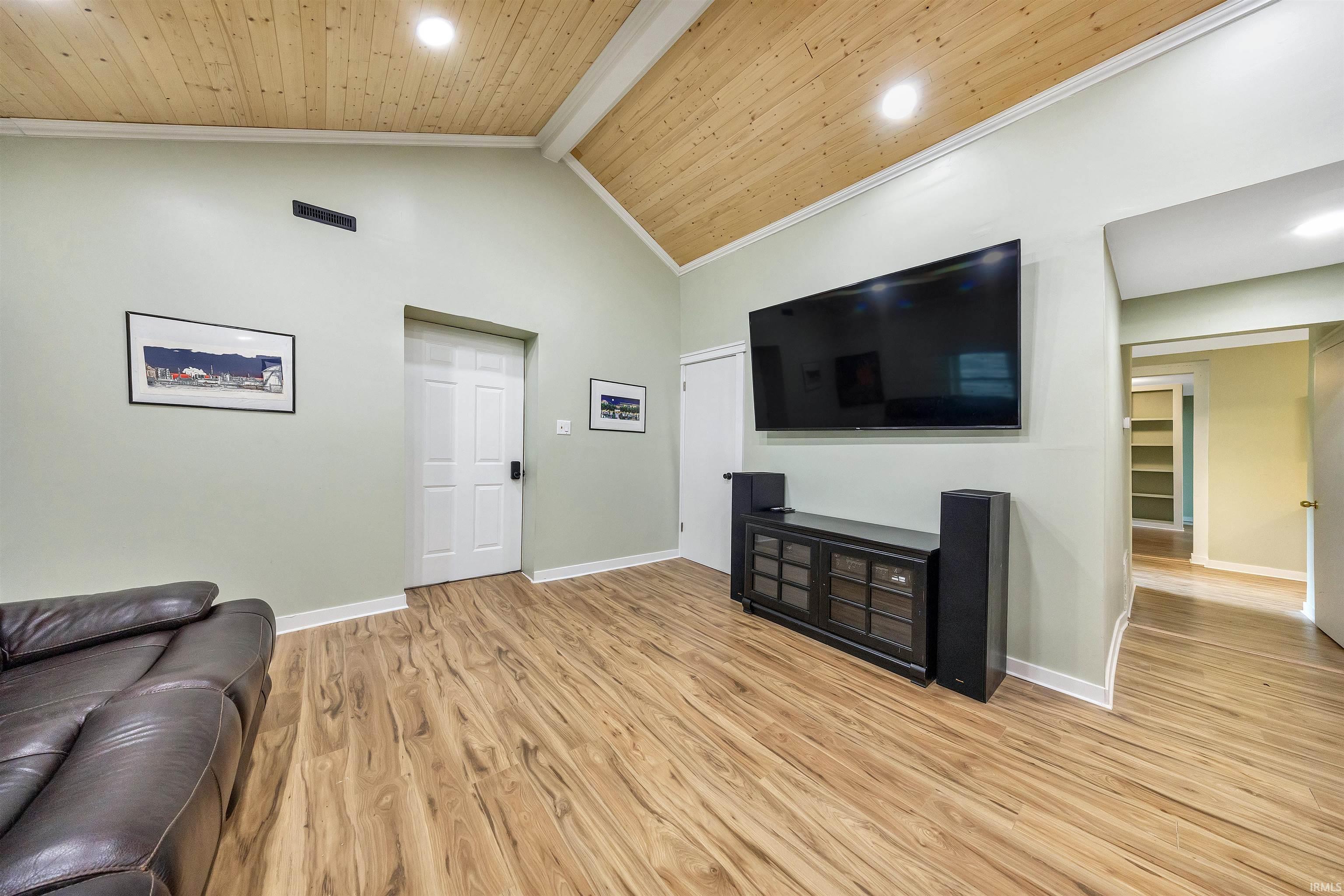 899 Inderrieden Road Chandler, IN 47610 - Photo 4 of 31