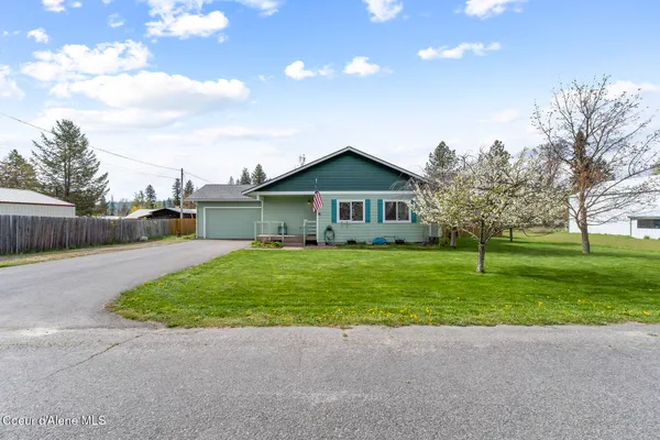 $430,000 | 372 Glidden Avenue, Priest River, ID 83856