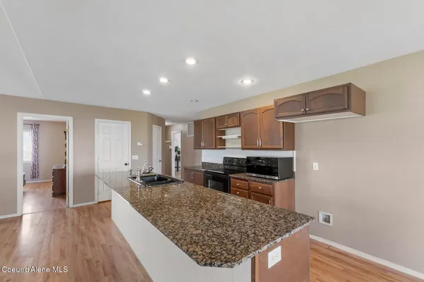 $430,000 | 372 Glidden Avenue, Priest River, ID 83856