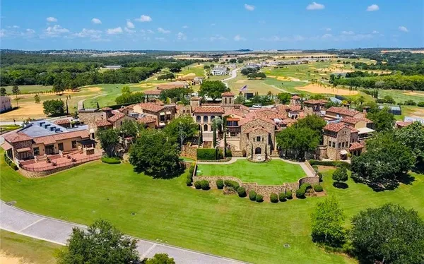 $899,999 | 16131 Volterra Point, Bella Collina, FL 34756