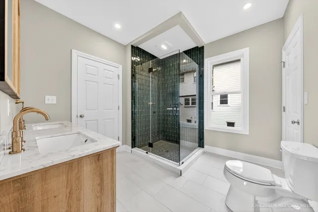 $379,000 | 102 Center Street, Algonquin, IL 60102