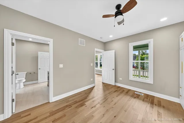 $379,000 | 102 Center Street, Algonquin, IL 60102