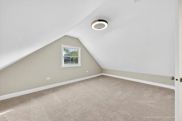 $379,000 | 102 Center Street, Algonquin, IL 60102