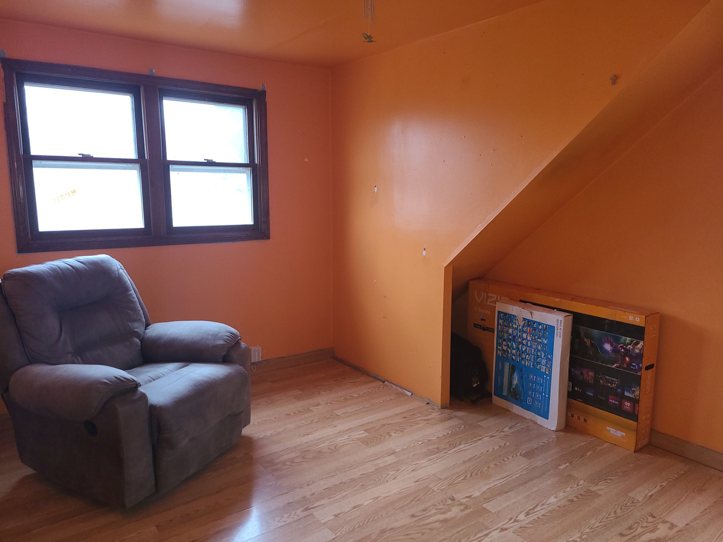 6806 Maple Court Bridgeview, IL 60455 - Photo 19 of 26 a workspace with furniture and window