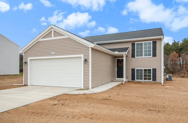 $339,900 | 1047 Caspia Avenue, Vicksburg, MI 49097