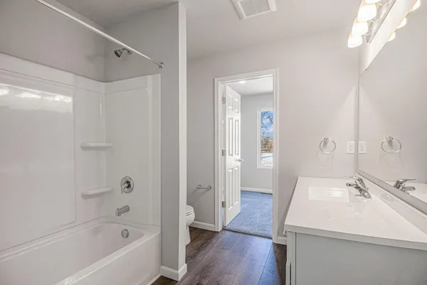 $339,900 | 1047 Caspia Avenue, Vicksburg, MI 49097