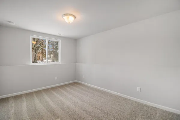 $339,900 | 1047 Caspia Avenue, Vicksburg, MI 49097